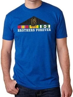 VetFriends.com Vietnam Memorial Brothers Forever Short Sleeve T-Shirt With Service Ribbon And Three Soldiers Statue -Bruce Store 41xy6QRFbfL. AC