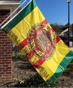 Vietnam War Veterans Flag 1959 - 1975 With Service Medal